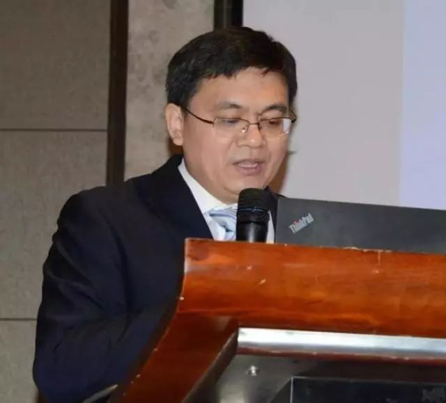 中國鐵道科學(xué)研究院鐵道建筑研究所李化建主持會(huì)議
